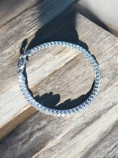 Sterling Silver Clasp Bracelet